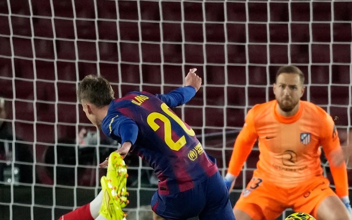 佩雷茨：诺伊尔是有史以来最优秀的门将；我本想成为汉堡首发